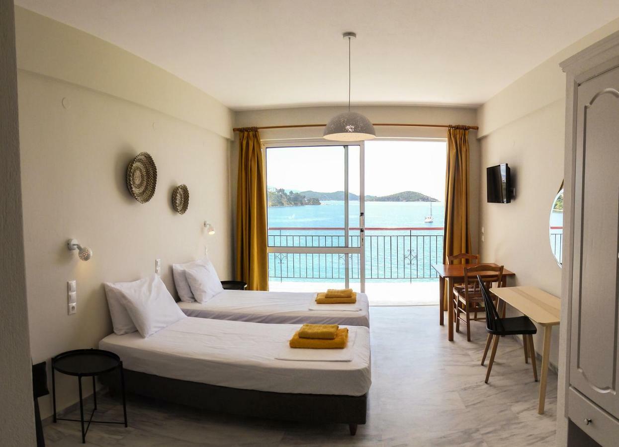 Aphrodite Skiathos เมกาลีอัมโมส ภายนอก รูปภาพ